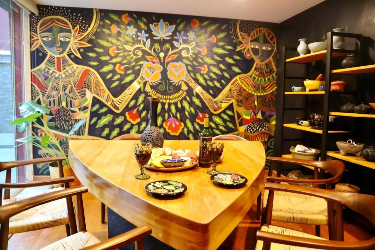 Luxurious Mid Century Modern Folk Art Home México DF Exterior foto